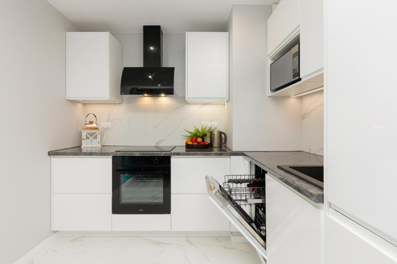 Turquoise Near The Royal Lazienki By Renters * Warszawa
